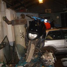 Yamaha jog space ADSKIL OG SOLGT