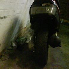 Yamaha jog as (væk)