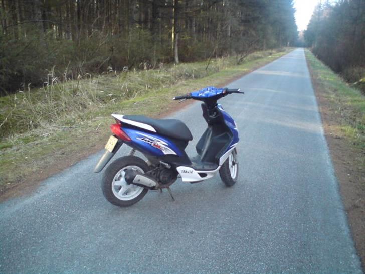 Yamaha jog r soldt billede 5