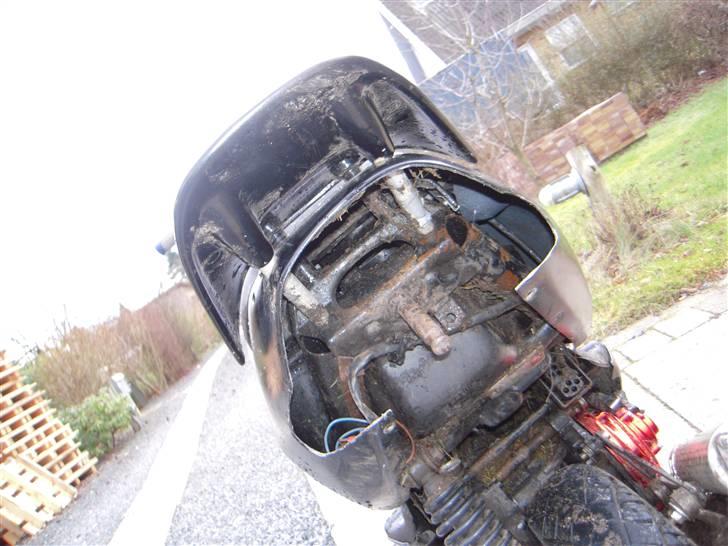 Aprilia sonic lc solgt. - der er lidt rust desværre . billede 4