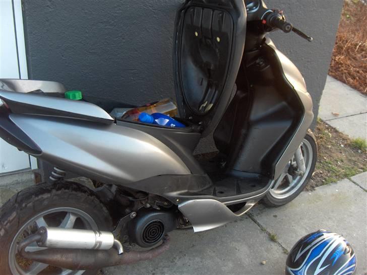 Yamaha Jog R ***SOLGT** billede 7