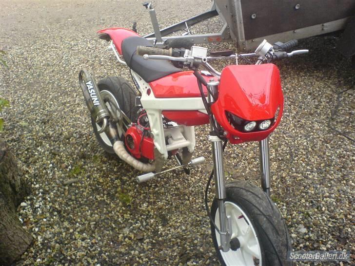 Suzuki Street Magic  SOLGT billede 1