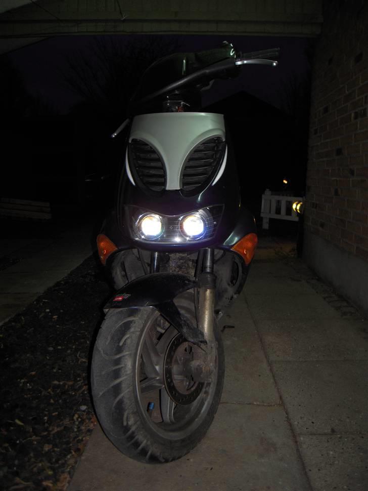 Aprilia sr 50 lc dd 30'er SOLGT billede 1