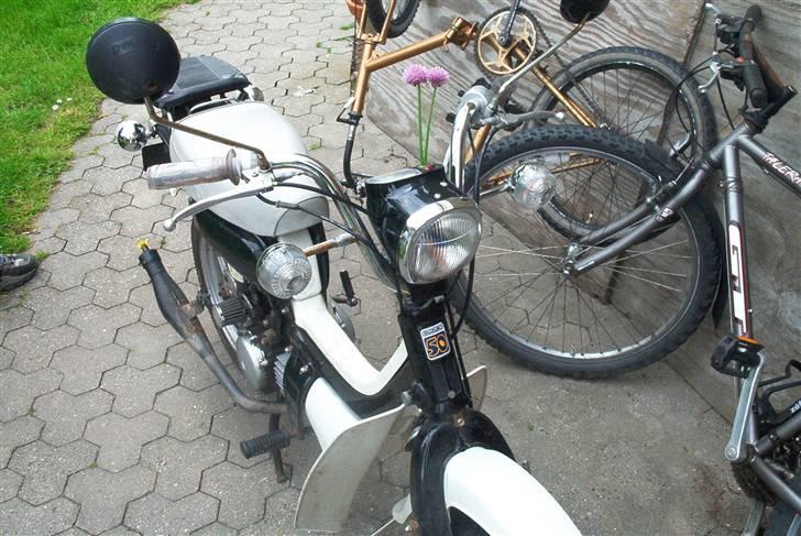 Suzuki fz50 billede 1