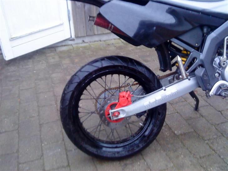 Derbi senda sm Xtreme SOLGT - Lige et pic af det nye dæk :P billede 10