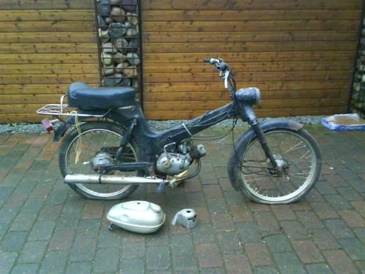 Puch ms 50 ( 80% færdig ) - såden ud engang da jeg havde fundet den i en gammel lade billede 11