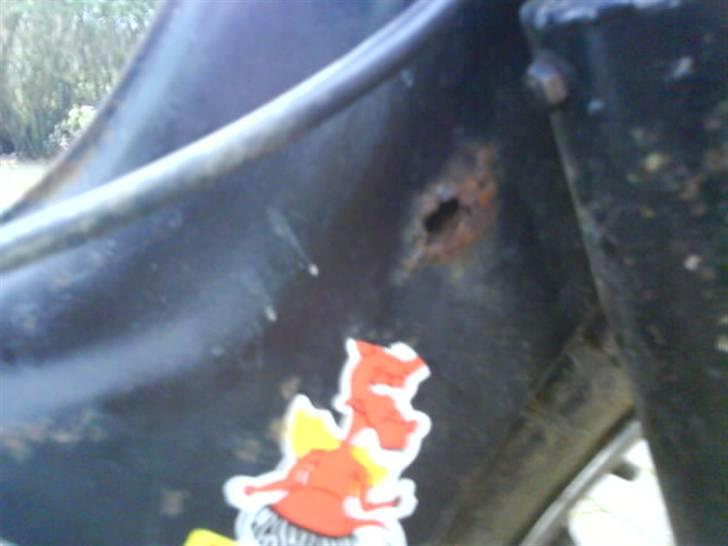 Puch ms 50 ( 80% færdig ) - ( FØR ) huld, er blevet svejset ny plade i.  billede 13