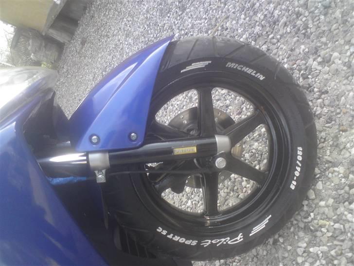 Yamaha jog R  (solgt) billede 4