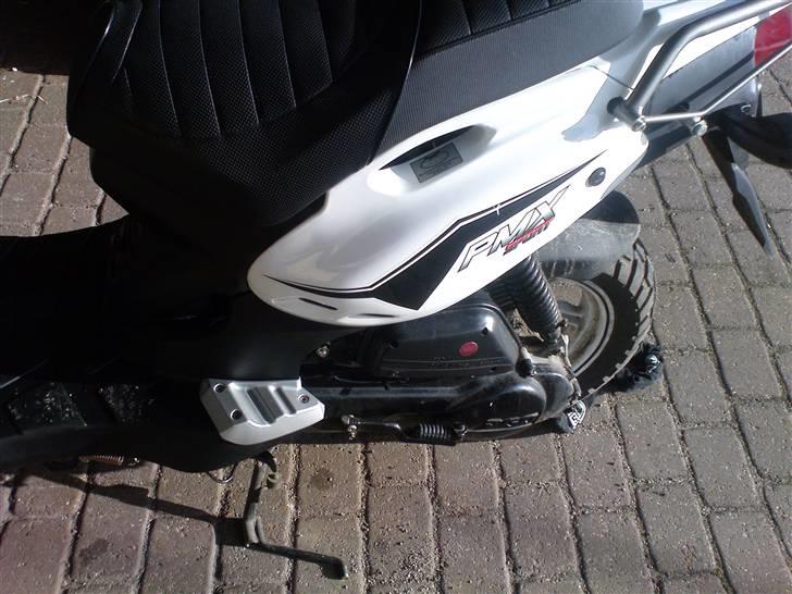 PGO PMX Sport *Hvid* billede 3