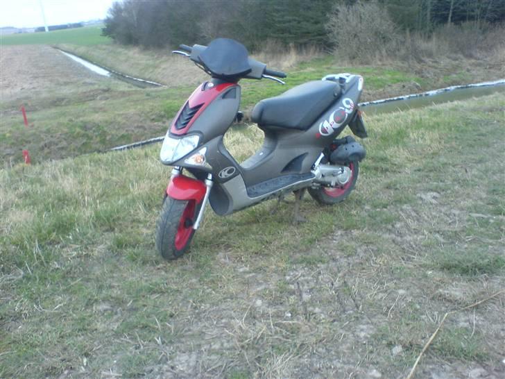 Kymco Super 9 .:Byttet:. - for fra billede 1