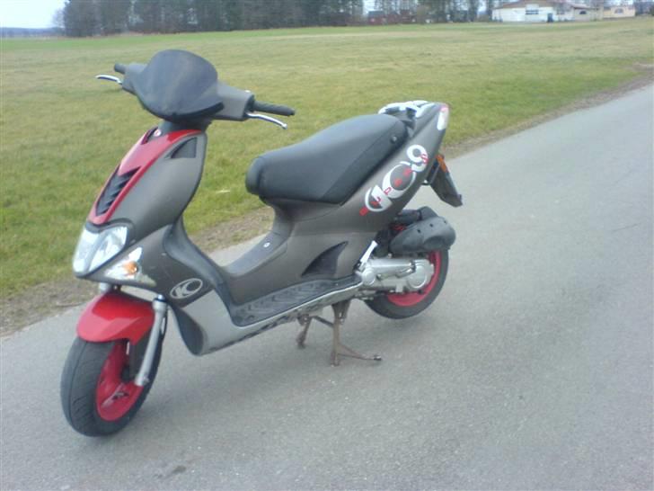 Kymco Super 9 .:Byttet:. - vendstre Side billede 4