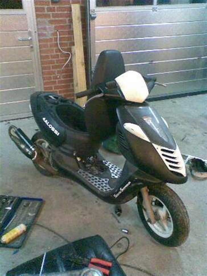 Aprilia sonic SOLGT billede 1