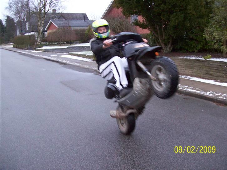 Aprilia rally ac total skadet. billede 15