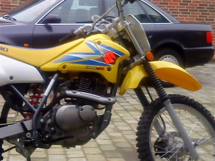 Suzuki DR-Z 125l K9 (SOLGT) billede 2