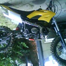 Lifan 125cc pitbike