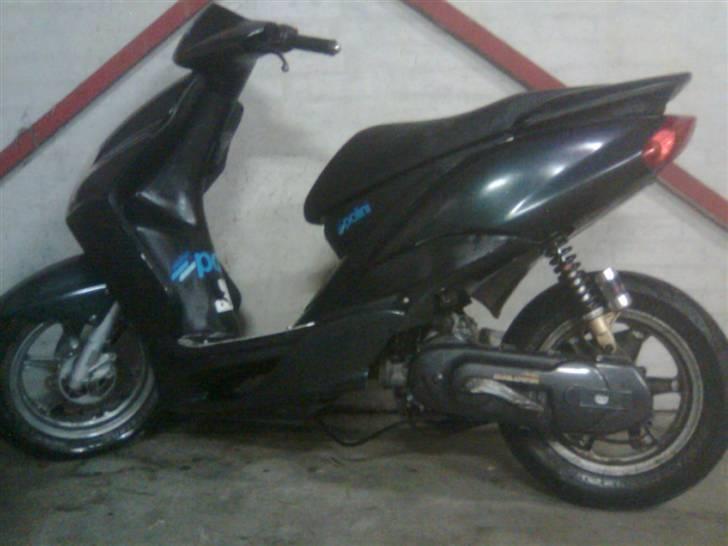 Yamaha jog r  billede 1