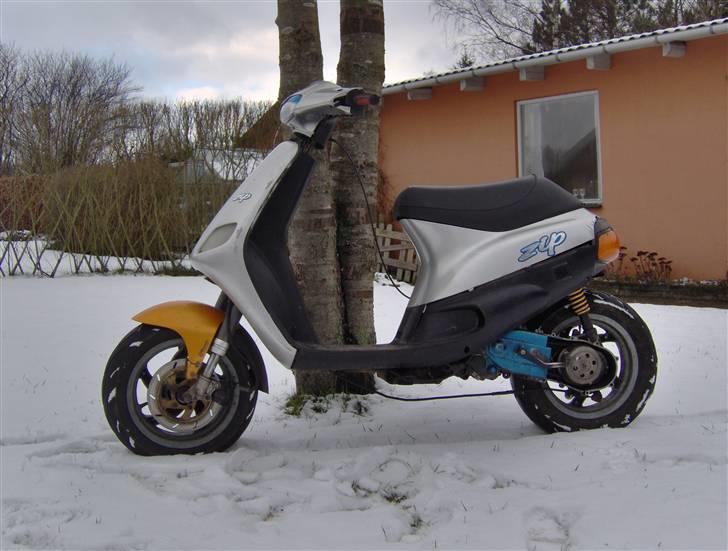 Piaggio zip byttet billede 2