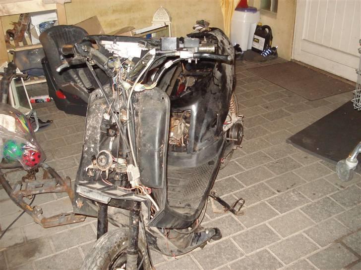 Yamaha jog evo projekt 09 solgt billede 8