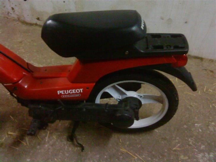 Peugeot Fox SOLGT :) billede 3