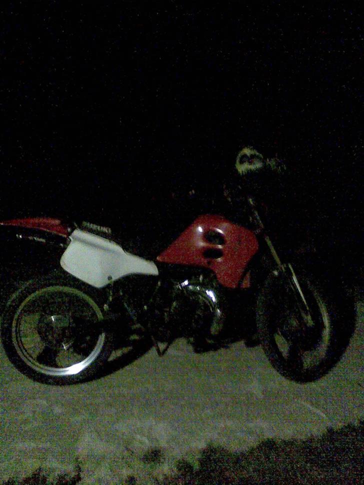 Suzuki R M X billede 2