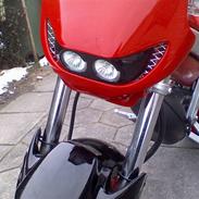 Suzuki Street Magic **Solgt**