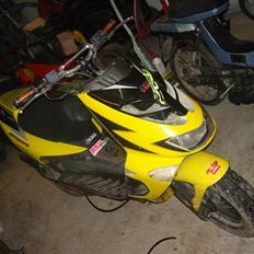 Aprilia sr 50 ditech solgt