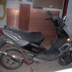 Peugeot Speedfight 2