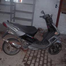 Peugeot Speedfight 2