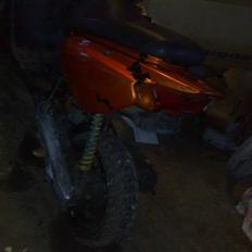 Yamaha Bws Racerorange (Byttet)