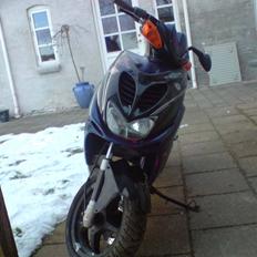 Yamaha Aerox (byttettil aprilla)