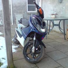 Yamaha Aerox (byttettil aprilla)