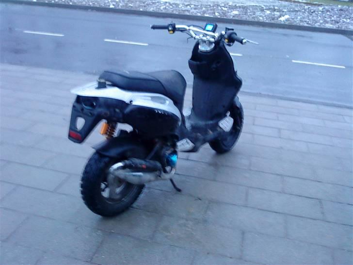 PGO PMX Naked ~SOLGT~ billede 4
