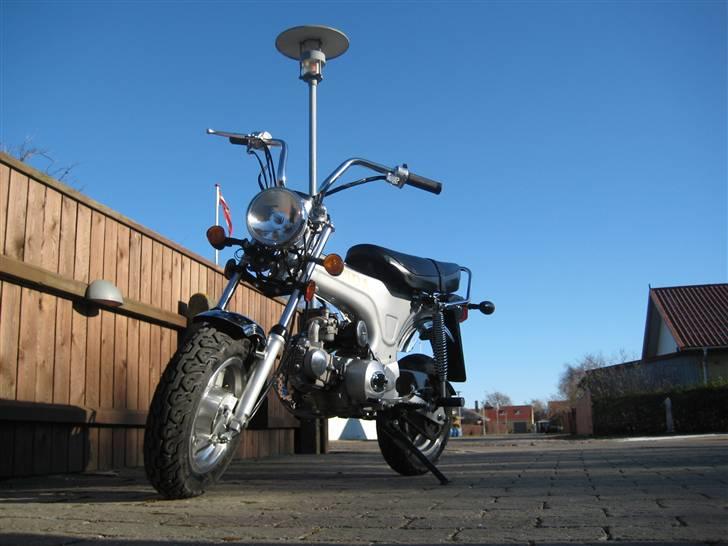 Honda dax kopi byttet billede 2