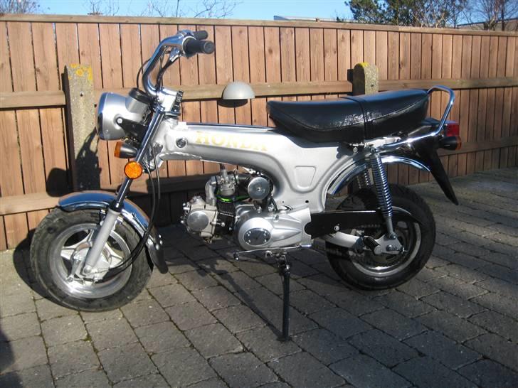 Honda dax kopi byttet billede 11