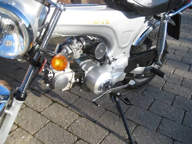 Honda dax kopi byttet billede 15