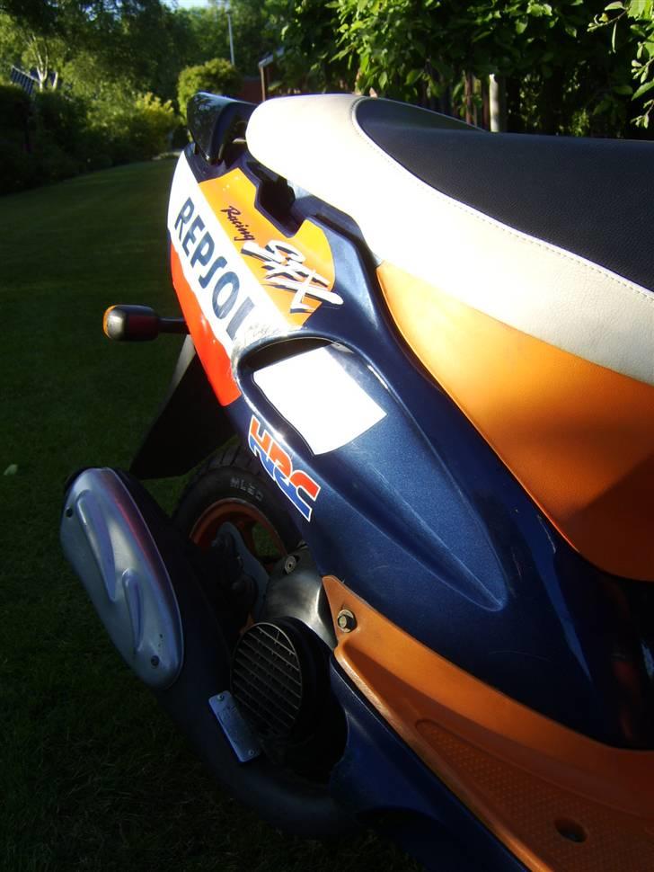 Honda SFX Repsol "Til salg" - Desværre lidt ridser billede 9