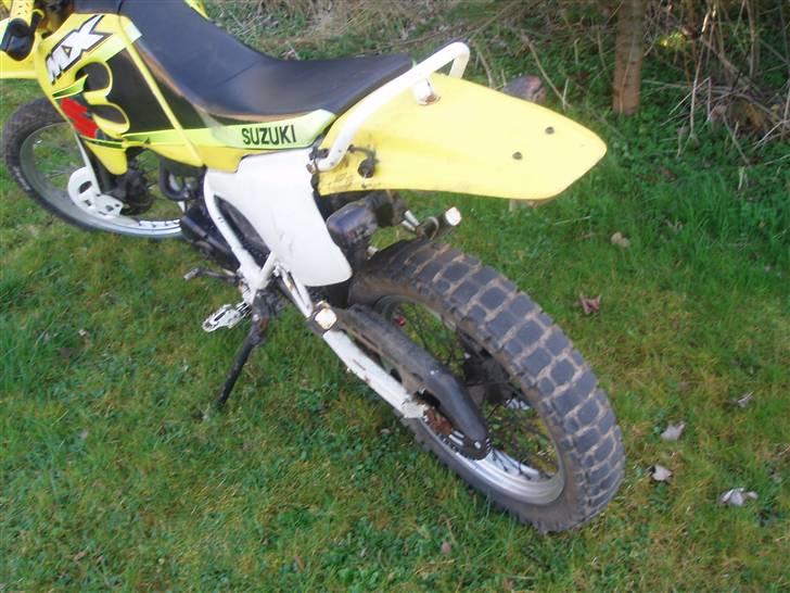 Suzuki RMX (SOLGT) billede 8