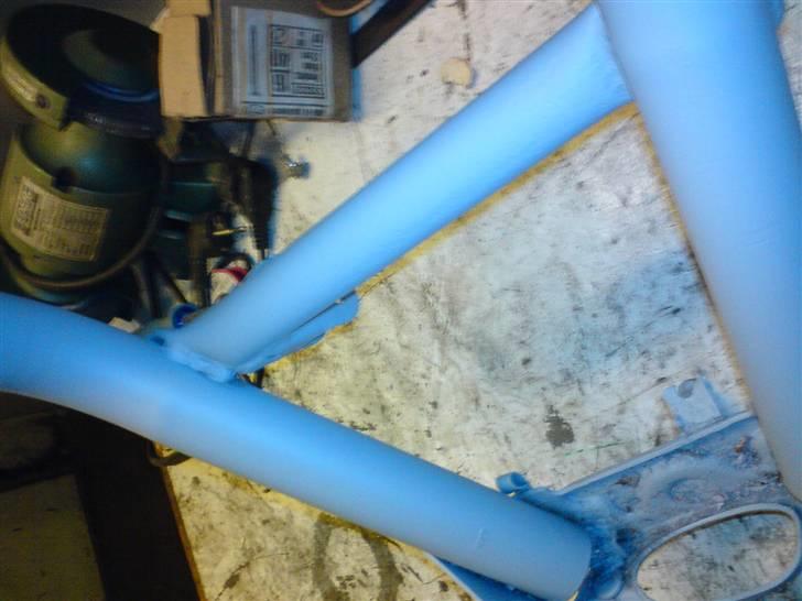 Aprilia Sonic - Byttet til Puch - Slebet stelet ned og grundet det. billede 20