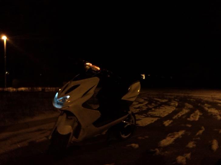 Yamaha Aerox / MBK Nitro Solgt billede 7