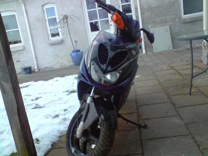 Yamaha Aerox (byttettil aprilla) billede 1