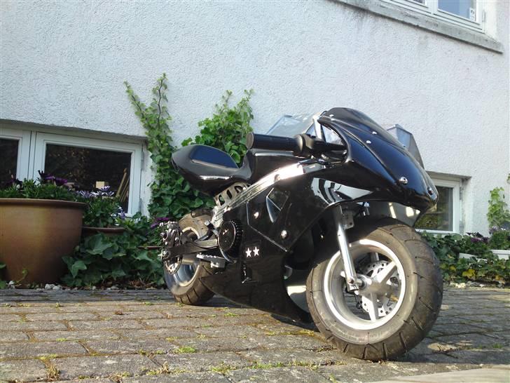 MiniBike        Pocketbike - SOLGT - Den er bå´ dæjli! billede 5