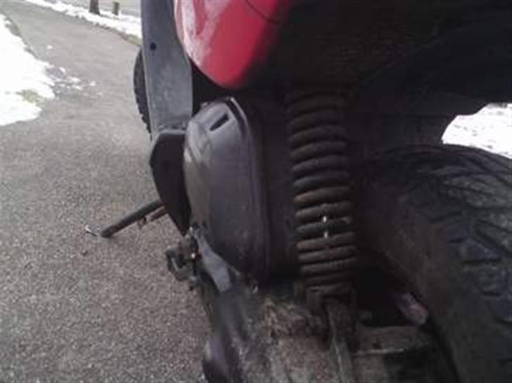 Yamaha Yamaha bws spy - MEGET BESKIDT ! - KOMMER SNART BILLEDER, HVOR DEN ER REN ! ;D billede 2