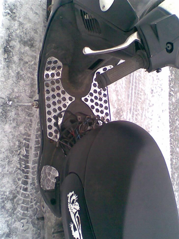 Aprilia sonic SOLGT billede 9