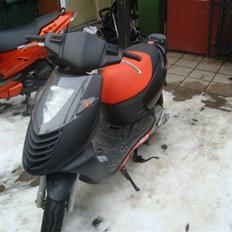 Aprilia sonic gp (solgt)