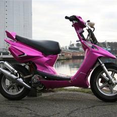 Yamaha SPY Evo1 LC SÆLGES
