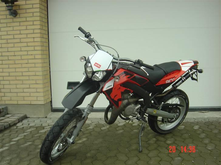 Aprilia SX50 SCR CROSS SOLGT billede 4