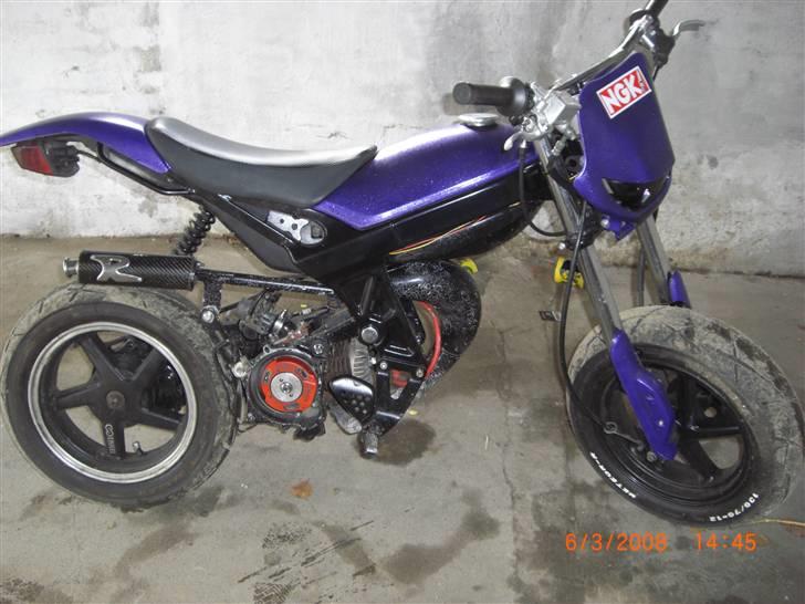 Suzuki street magic -solgt billede 1