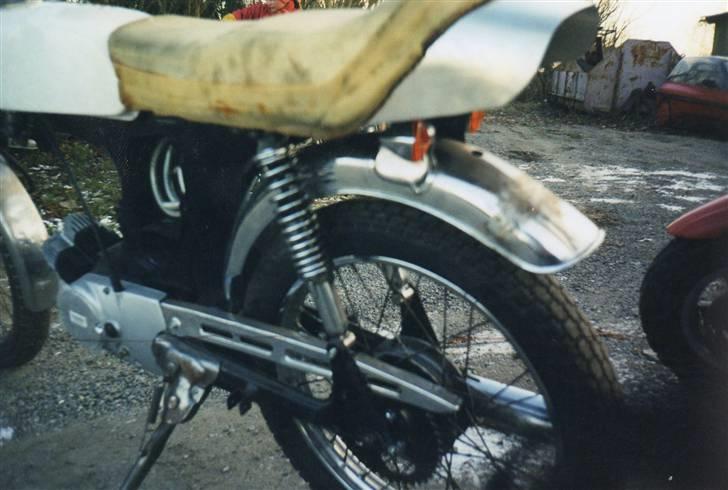 Yamaha FS1 4 gear DX - Her under opbygning med opkortet bag-skærm og Rustfri ande-røv billede 3