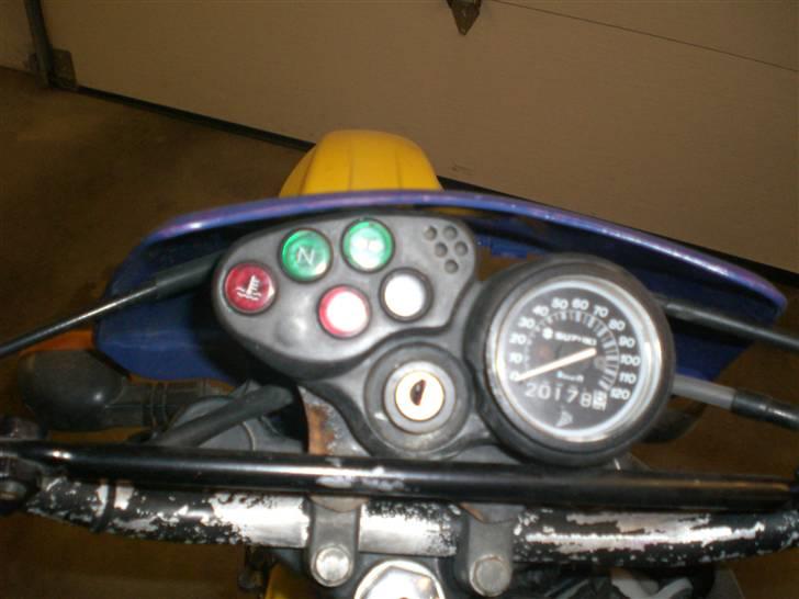 Suzuki RMX (solgt) billede 4