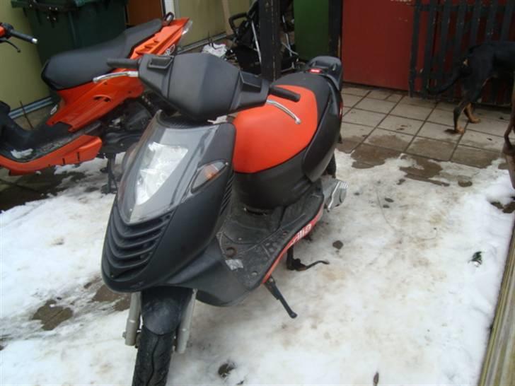 Aprilia sonic gp (solgt) billede 3